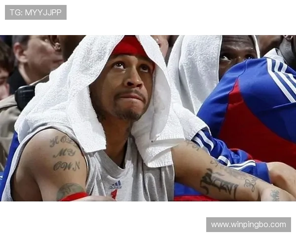 艾弗森无球跑动减少，单打占比提升改变进攻结构